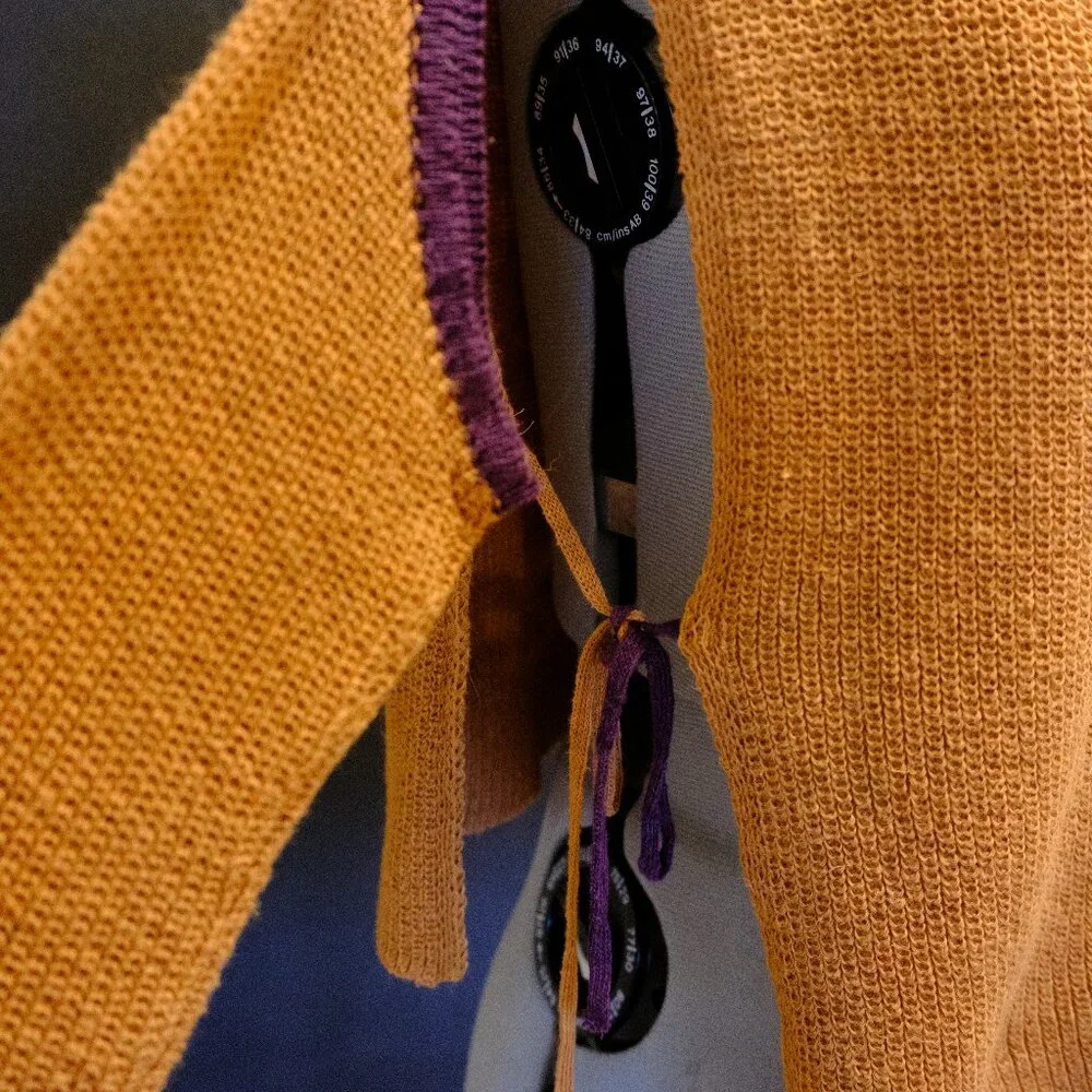 Zara Collection Cut Sleeve Sweater -M - Picture 2 of 4